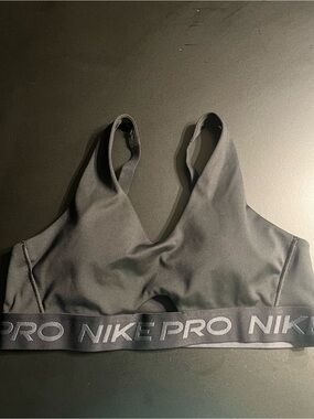 Nike Pro Black Sports Bra MEDIUM New